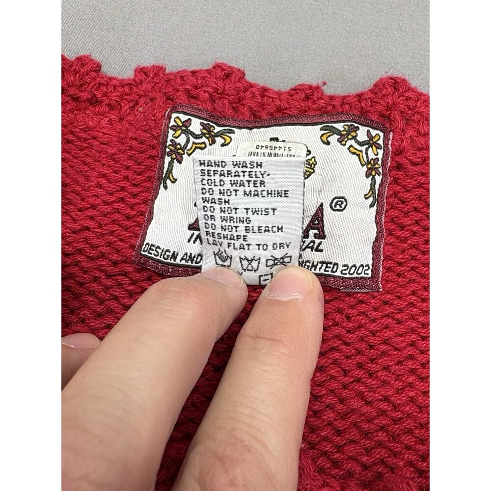Vintage Christmas Sweater Womens M Red Embroidered Tree Presents Retro Y2K Tiara - Picture 7 of 9